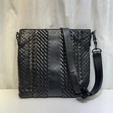 Bottega Veneta Imperatore Crossbody 147379985 2