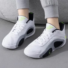 Jordan Tatum 2 Neon (GS) FJ6459-100 2