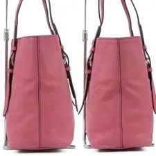 Prada S Logo 3