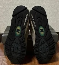 10.5US New Balance 990V2 With Box 3
