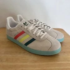 Adidas — Adidas Gazelle Low Top Lace-Up — Sneaker — resale