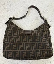 Auth Fendi Mamma Baguette Hobo 2