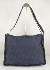 Authentic Fendi Crossbody / Made in Italy 3