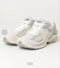 New Balance — 8.5US New Balance 2002R — Sneaker — resale