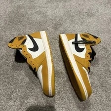 Jordan Retro 1 High OG 4