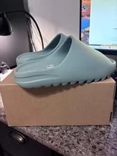 Yeezy Slide Salt 4