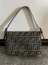 Fendi Mamma Baguette One Handle 2