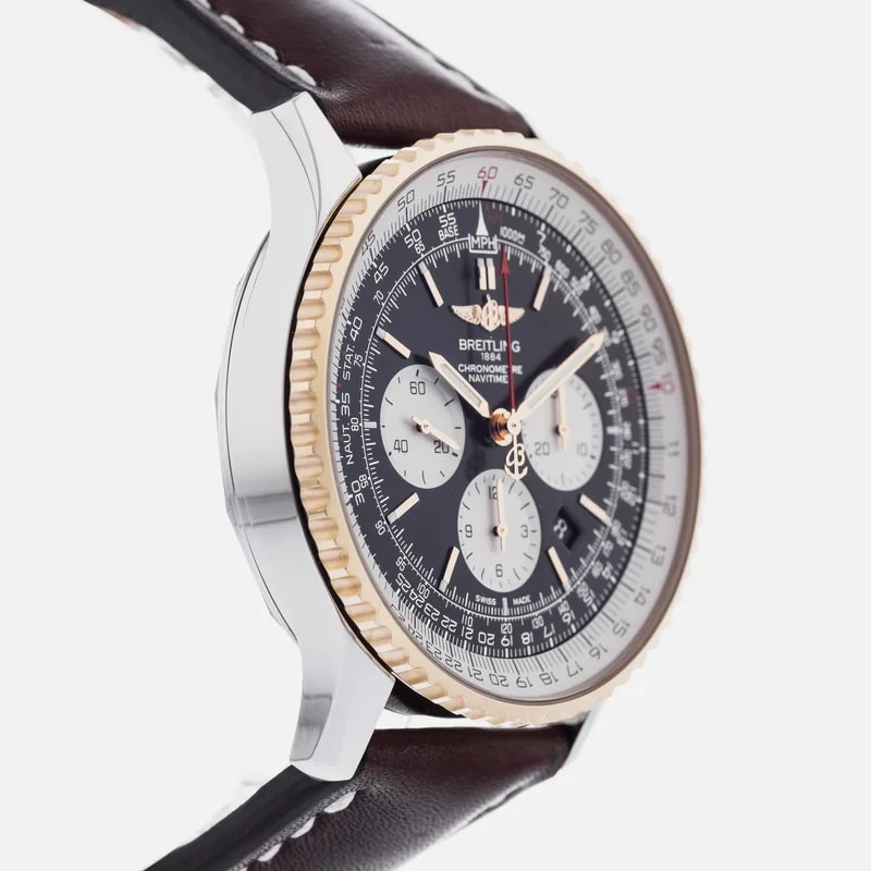Breitling Navitimer 01 UB0127 4