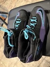 Nike — Nike Air Griffey Max 1 Venom Athletic Shoes ’S — Sneaker — resale