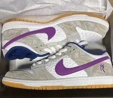 Nike SB — Nike SB Dunk Low Rayssa Leal — Sneaker — resale