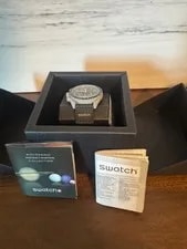 Omega X Swatch MoonSwatch Mission To the Moon SO33M100 Black Gray + Strap 3