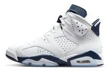Jordan — Jordan 6 Retro (2022) -141 — Sneaker — resale