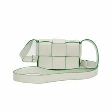 Bottega Veneta — Bottega Veneta Cassette 666688 Gr — Handbag — resale