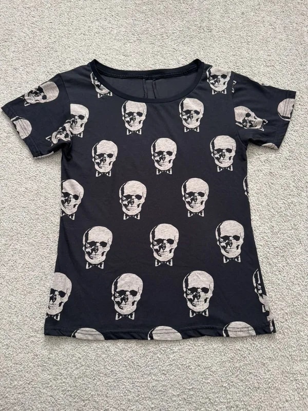 Saint Laurent — Saint Laurent By Hedi Slimane Skull Bowtie T Shirt — streetwear — resale