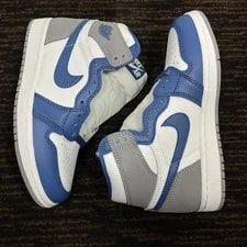Air Jordan — Air Jordan 1 High OG ‘ ’ Size 3.5 Size / 5 — Sneaker — resale