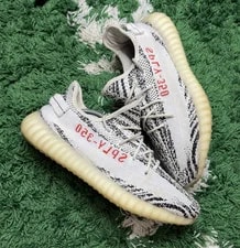 Yeezy — Yeezy 350 v2 | Size 12 | OG None | Worn — Sneaker — resale