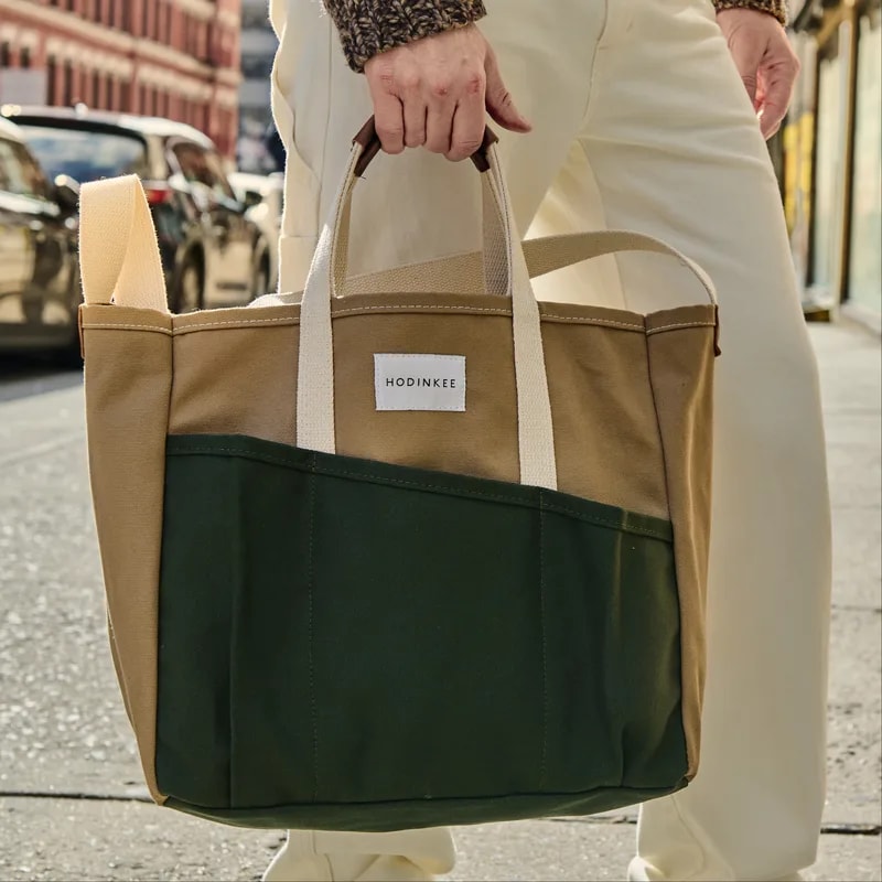Utility Tote in Khaki and Olive 4