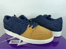 Nike SB — Nike SB Dunk LOW PRO PRM Size 8.5 Desert Backpack DX6775 400 — Sneaker — resale