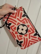 Louis Vuitton Crafty Neverfull Wristlet 2