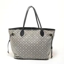 Authentic Louis Vuitton Neverfull (2012 Model) N... 2
