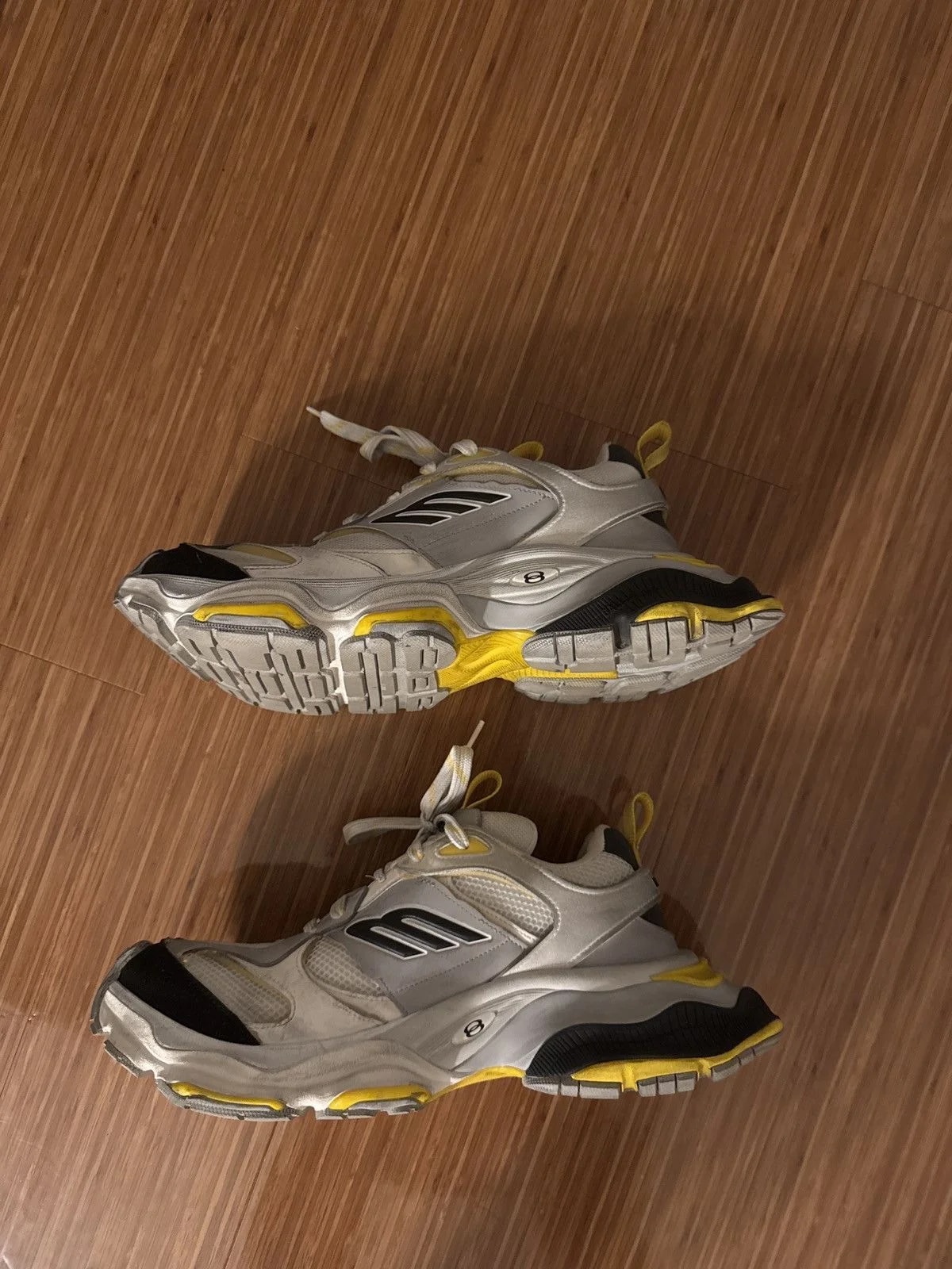 Balenciaga — Balenciaga Cargo Runway Version — Sneaker — resale