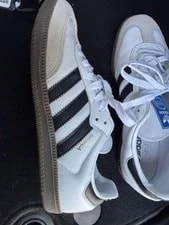 Adidas Samba Low Top / Lace-Up Gum Sole 2