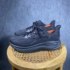 HOKA — Hoka Clifton 10 Running Shoes 9.5 D Gym Run Low Excellent — Sneaker — resale