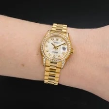 Rolex Lady-Datejust 26, 179158, Yellow Gold, Diamond Bezel & Lugs 4