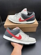Nike SB — Size 10 - Nike SB Dunk Low Pro Medium 2013 — Sneaker — resale