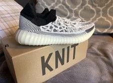 Yeezy 350 V2 Cmpct Boost Size 11 US 3