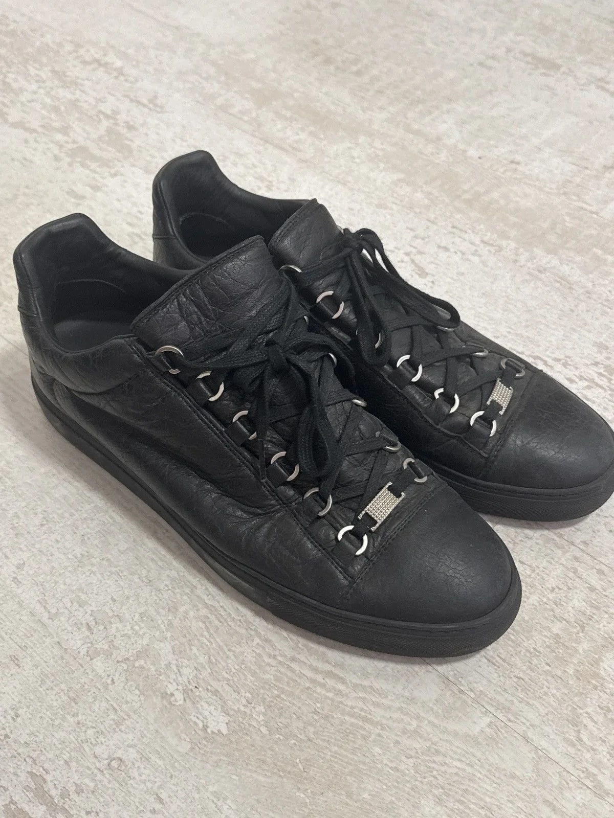 Balenciaga Arena Low 3