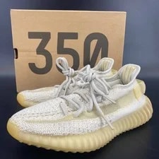 Yeezy — Yeezy Boost 350 V2 Low Light Size 4.5 Adidas Originals 2021 GY3438 — Sneaker — resale