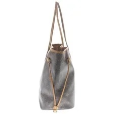 Louis Vuitton Neverfull × 01 3