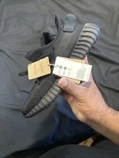 Yeezy Boost 350 V2 HQ4540 Size 9.5 NEW Adidas 3