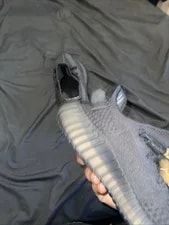 Yeezy Boost 350 V2 HQ4540 Size 9.5 NEW Adidas 4