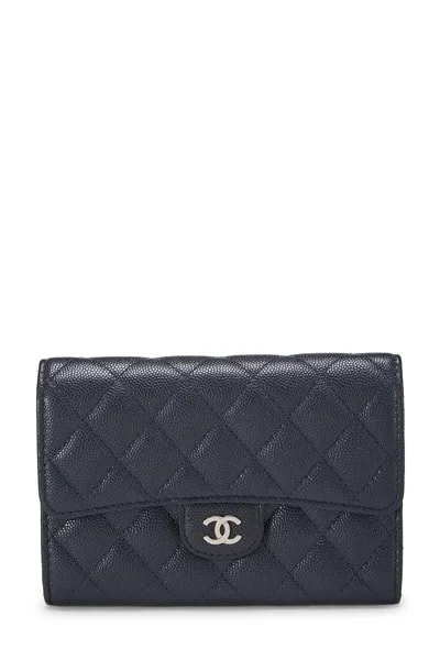 Classic Flap Wallet 3