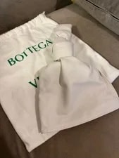 Bottega Veneta — Bottega Veneta With Dust — Handbag — deal