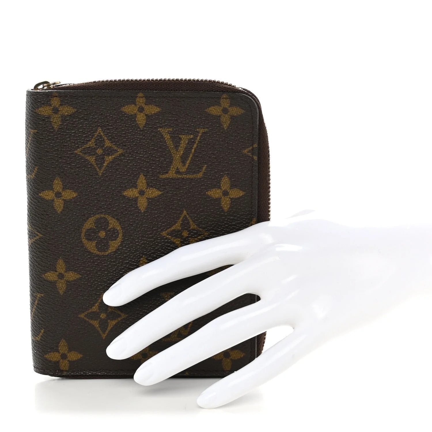 Zipped Passport Holder Wallet 2