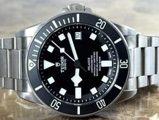 Tudor Pelagos Black Dial Titanium 42mm Automatic 500M 25600TN Box Papers Card 2
