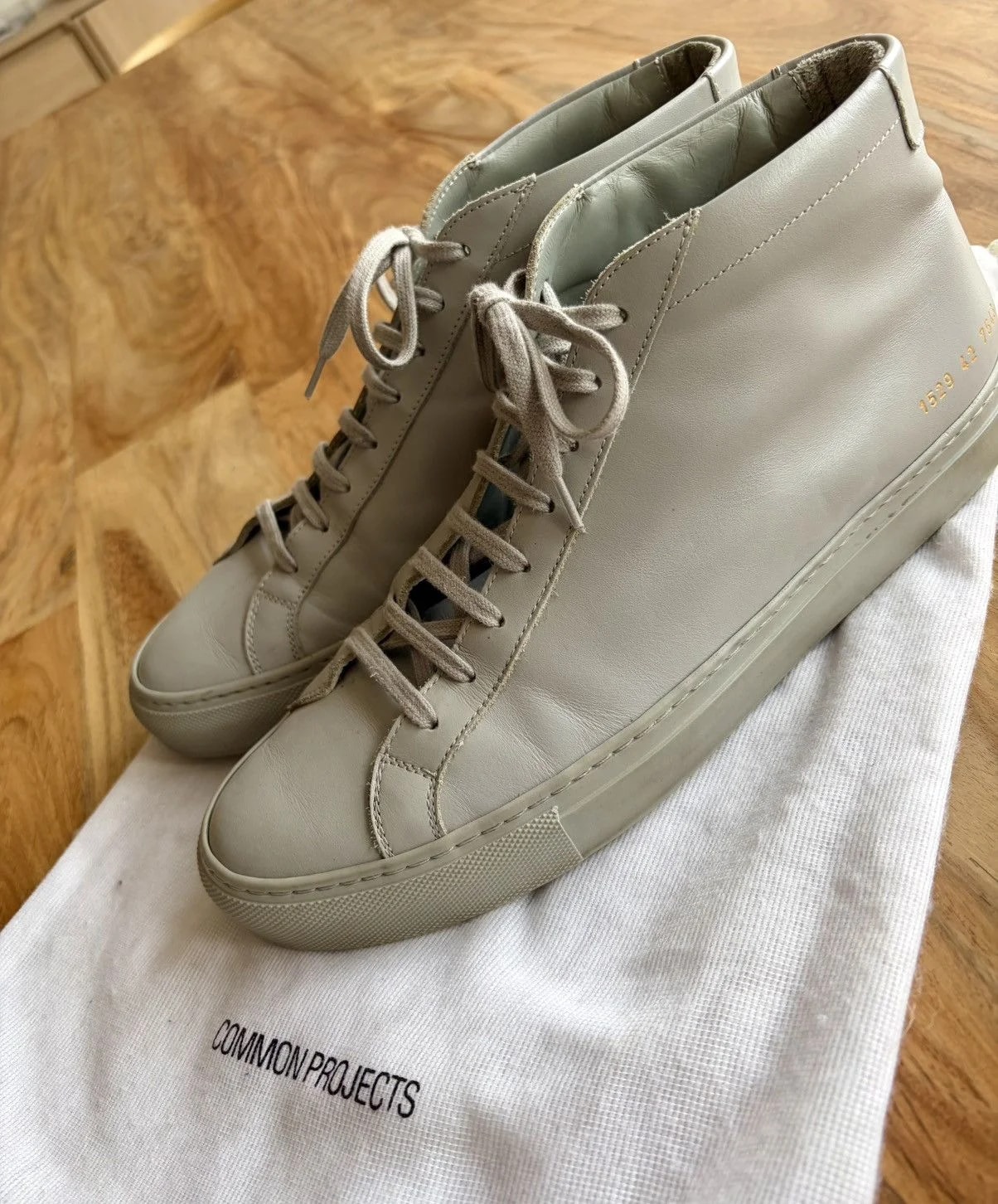 Common Projects — Common Projects - Achilles Mid - Light 42 — Sneaker — resale