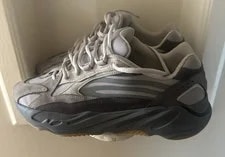 Yeezy — Yeezy Boost 700 — Sneaker — resale