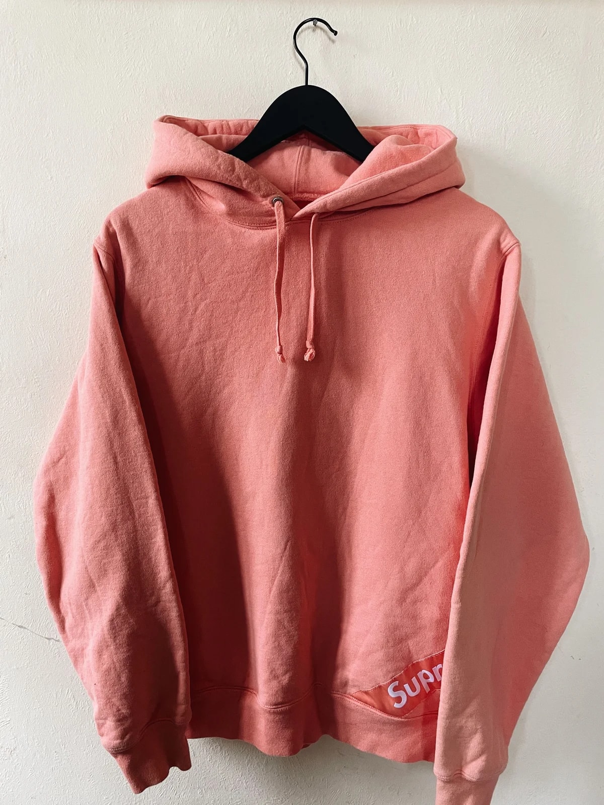 Supreme — Supreme Corner Label Hoodie — streetwear — resale