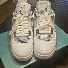 Jordan Air 4 Retro Mid-Top 3