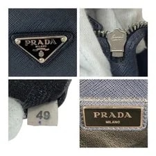 Prada Business Triangle Plate 4