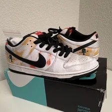 Nike SB — Size 11.5 - Nike SB Dunk Low Pro Tie Dye Raygun ’s 9/10 — Sneaker — resale