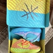 Puma MB.05 Rick & Morty ’s Mid Top Basketball 312130-01 4