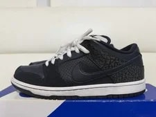 Nike SB — Nike Sb Dunk Low Murasaki 2018 Size 9.5 Nike Dunk Low High Mid — Sneaker — resale