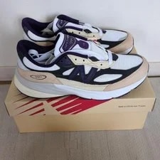 New Balance — 10.5US New Balance U990Wb6 — Sneaker — resale