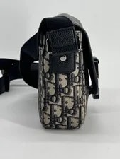 Dior SaddleSmall Messenger in Dark 4