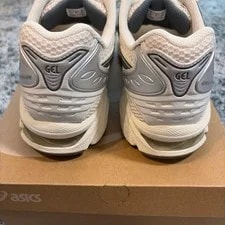 9.5US Asics Gel-Kayano 14 Gel Kayano 4